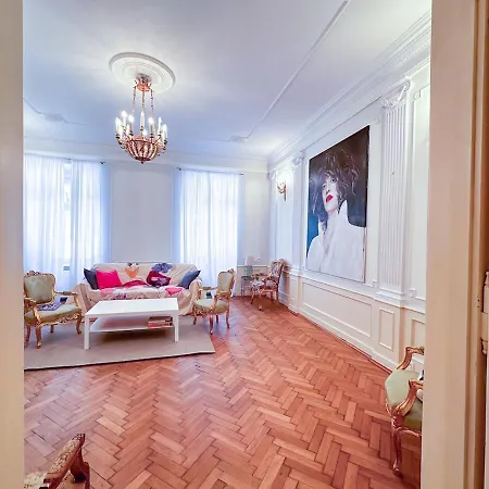 아파트 Artist's House Loretanska